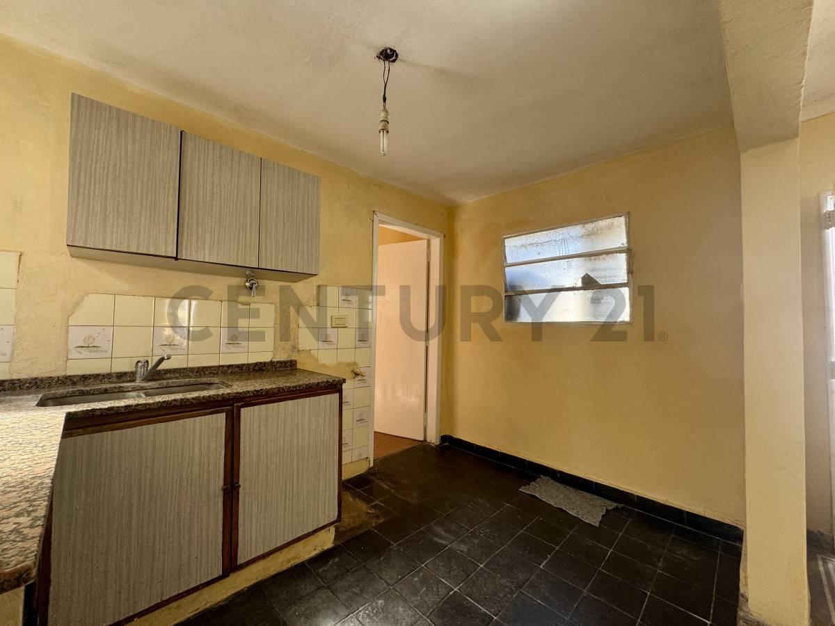 Foto de Casa en venta 4 ambientes, Leloir Nº754, Tempreley, imagen 3