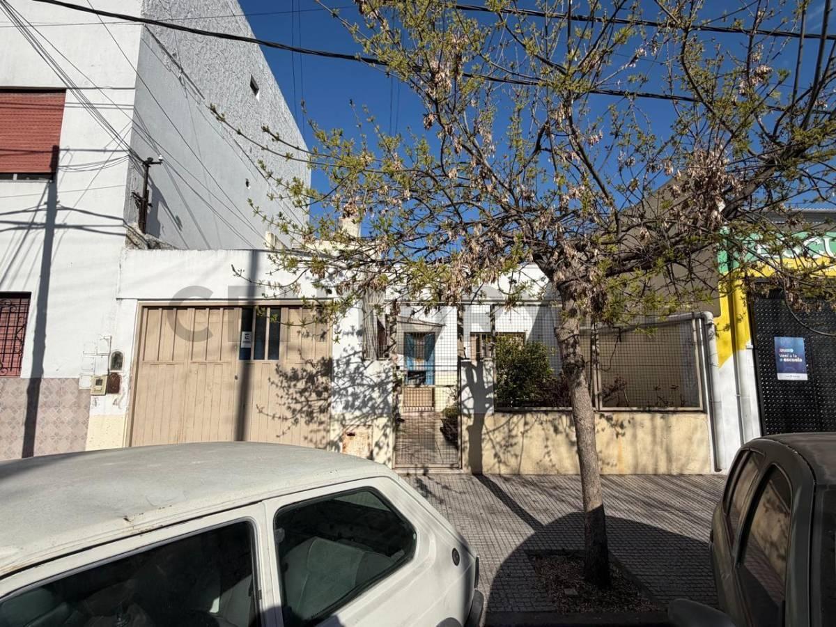 Foto de Oportunidad en Valentín Alsina – 3 ambientes con terraza y cochera, imagen 1
