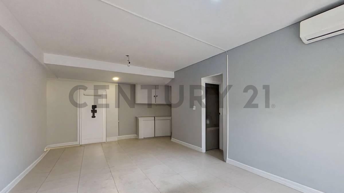 Foto de Venta departamento 2 ambientes con balcon sobre Hipólito Yrigoyen, imagen 4