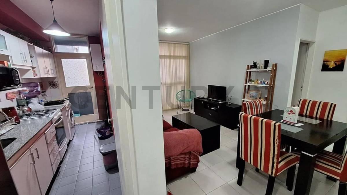 Foto de VENTA DEPARTAMENTO 2 AMBIENTES CON BALCON CORRIDO Y COCHERA - TORRES, imagen 3
