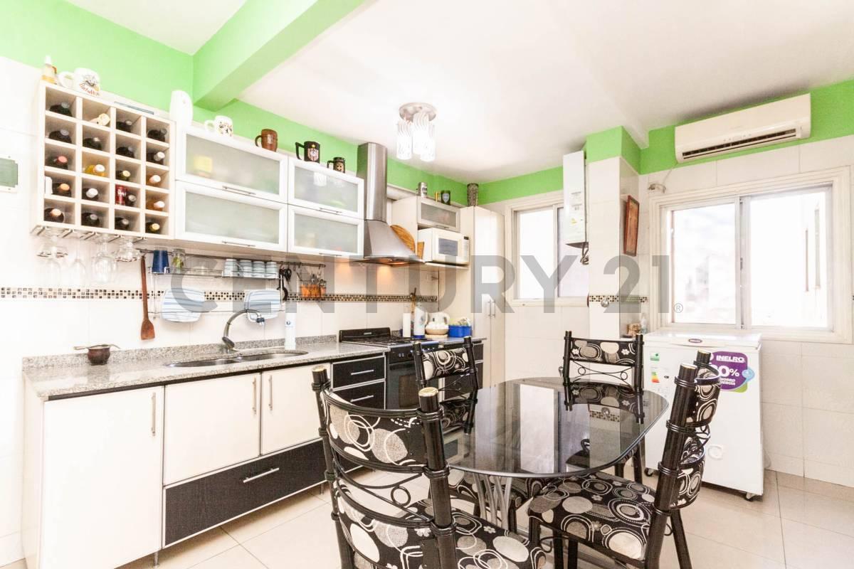 Foto de VENTA DEPARTAMENTO 3 AMBIENTES CON BALCON CENTRO LANUS, imagen 2