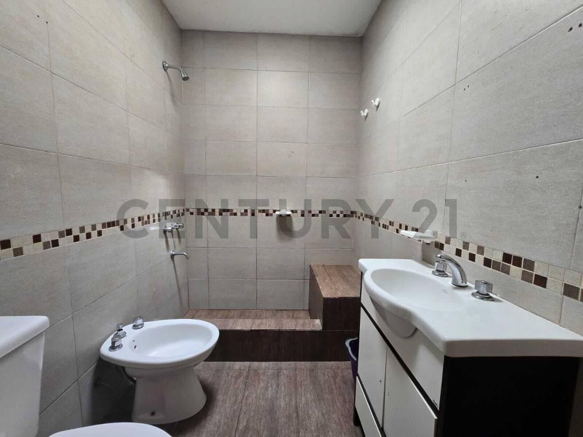 Foto de VENTA DE PH 3 AMBIENTES EN WILDE., imagen 4