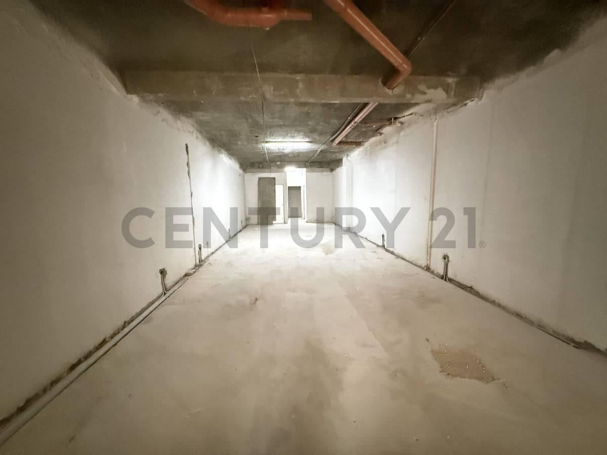 Foto de VENTA LOCAL EN BELGRANO, imagen 2