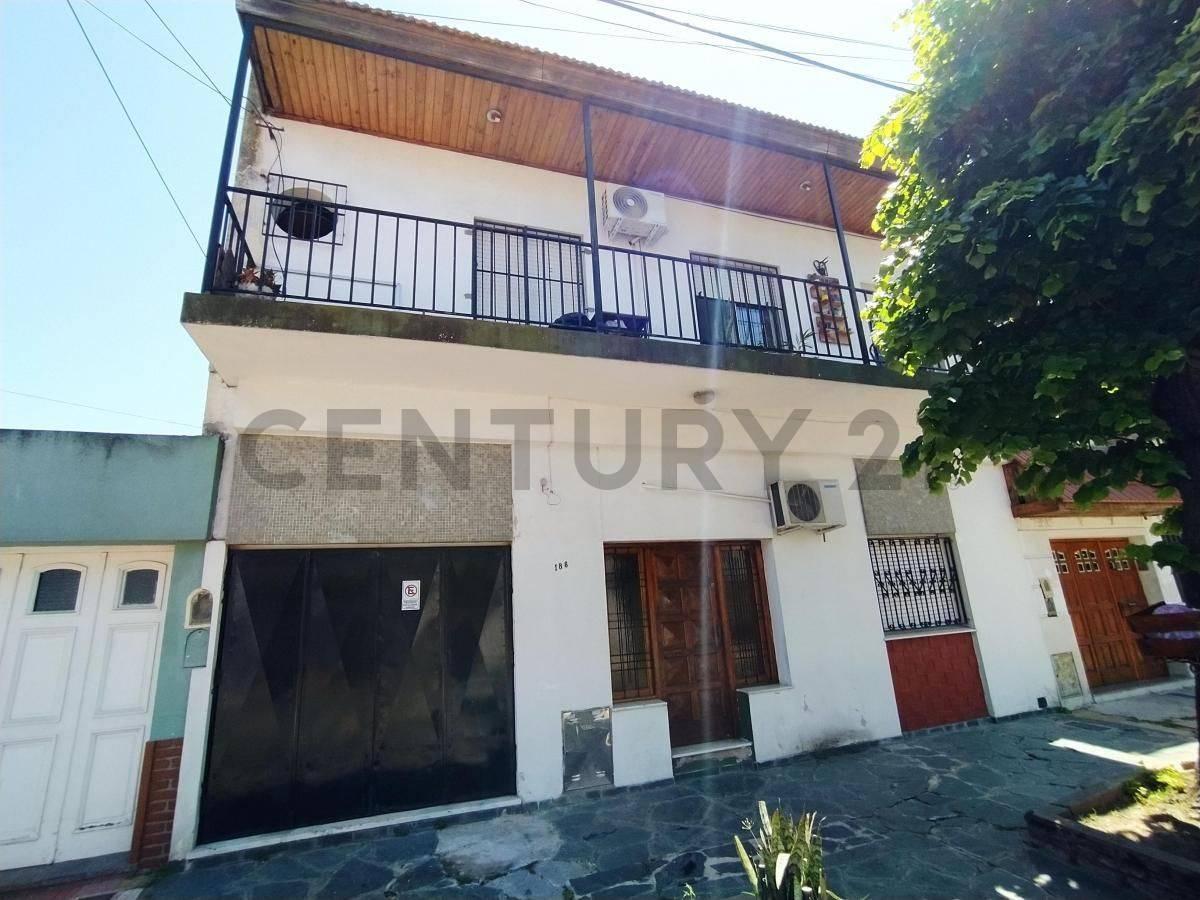 Foto de Casa en venta de 6 ambiente en Sarandí, Avellaneda., imagen 3