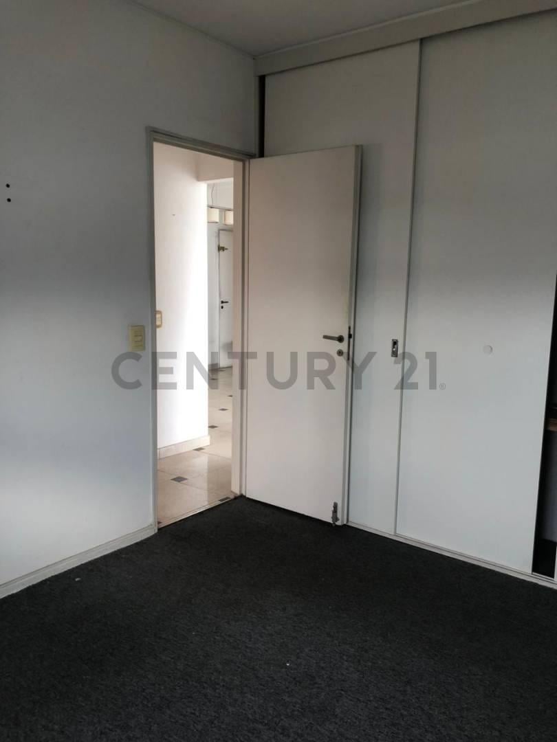 Foto de VENTA DEPARTAMANTO-3 AMBIENTES-AVELLANEDA, imagen 2