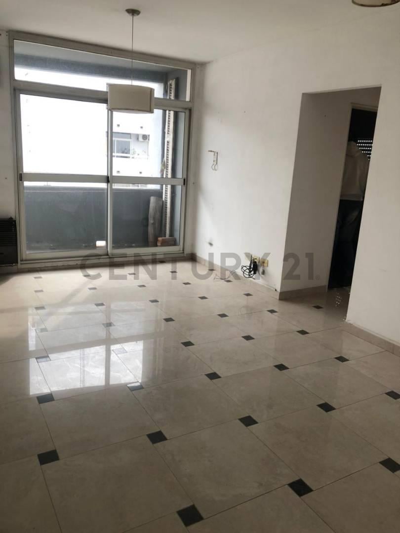 Foto de VENTA DEPARTAMANTO-3 AMBIENTES-AVELLANEDA, imagen 1