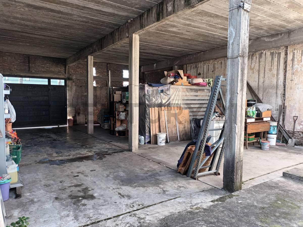 Foto de Lote C/ Losa 95m² Ideal Taller O Depósito - Toma Vehículo / Financia, imagen 1