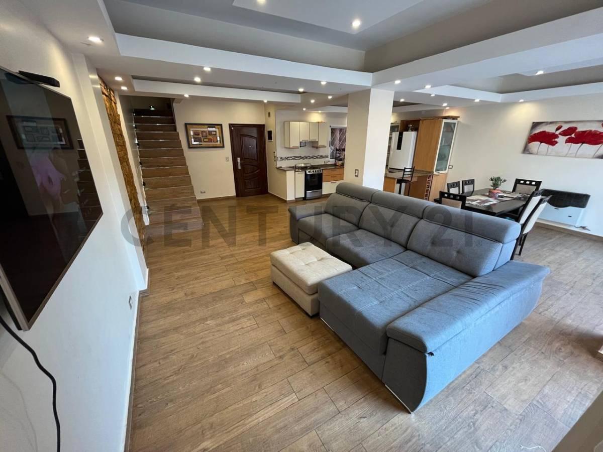 Foto de CASA 6 AMBIENTES EN VENTA CON PISCINA, COCHERA Y PLAYROOM EN SARANDI, imagen 4