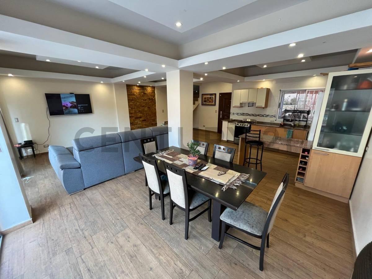 Foto de CASA 6 AMBIENTES EN VENTA CON PISCINA, COCHERA Y PLAYROOM EN SARANDI, imagen 3