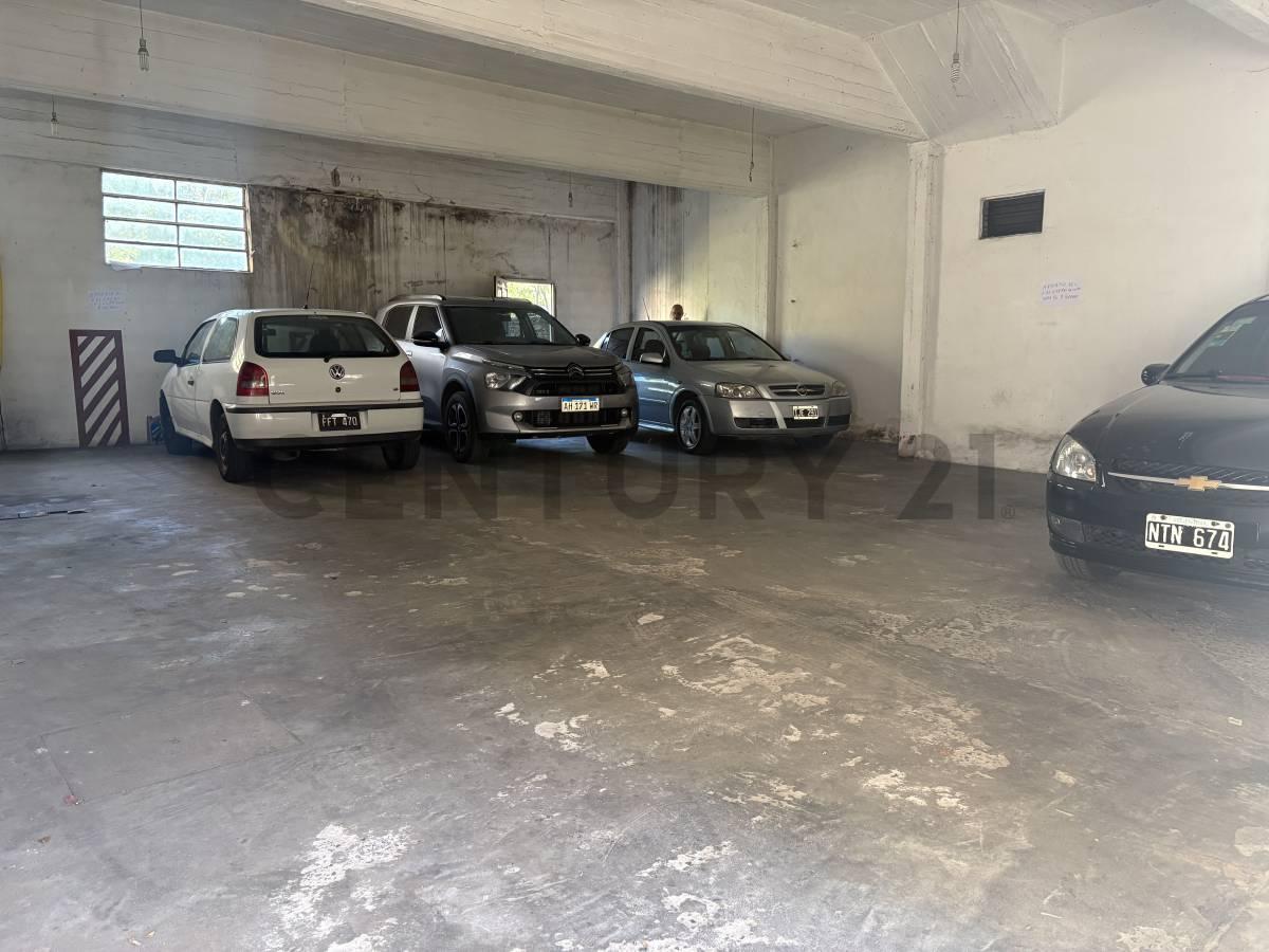 Foto de Venta amplio Lote con salida directa a capital - Lanús, imagen 2