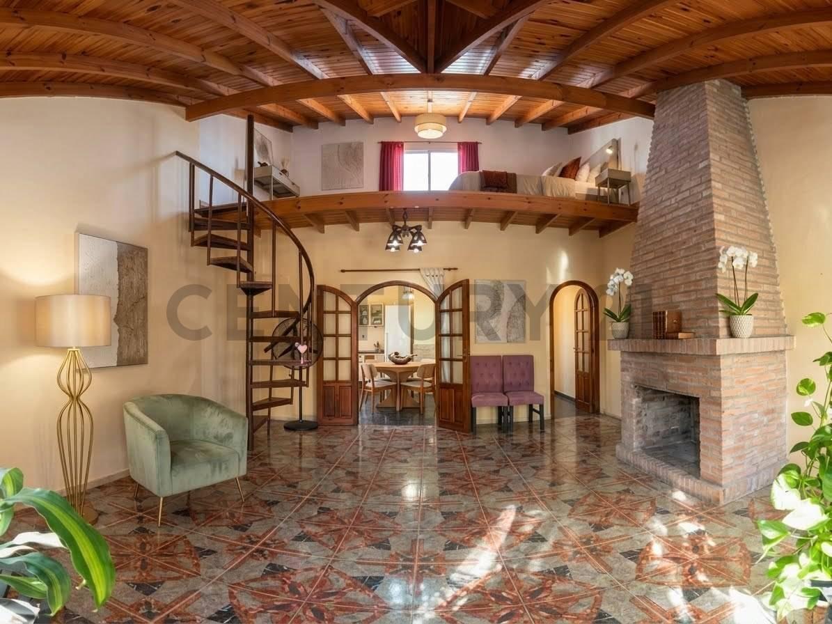 Foto de Casa chalet 6 ambientes - garaje - parque Apta credito, imagen 2