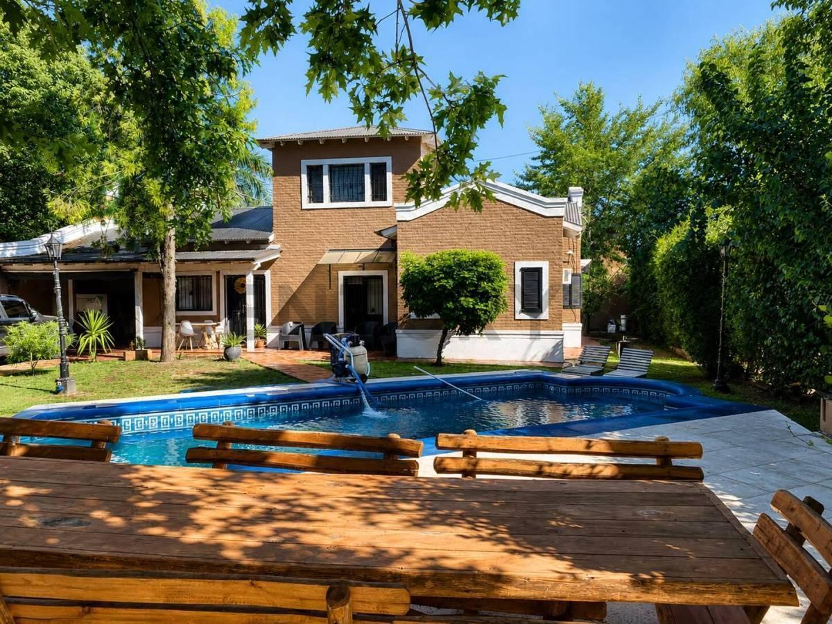 Foto de Venta Casa Quinta en Monte Grande/Pileta climatizada, imagen 2