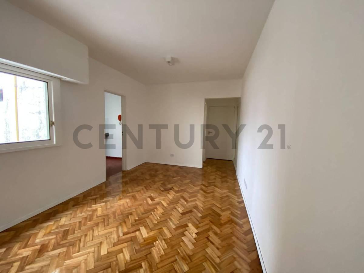 Foto de Venta de monoambiente reciclado a nuevo en Caballito, imagen 1