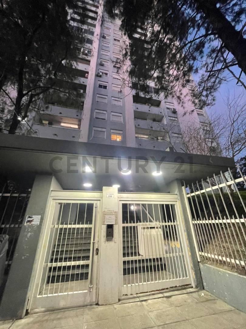 Foto de 2 Ambientes con Balcón , vista abierta muy luminoso, imagen 1