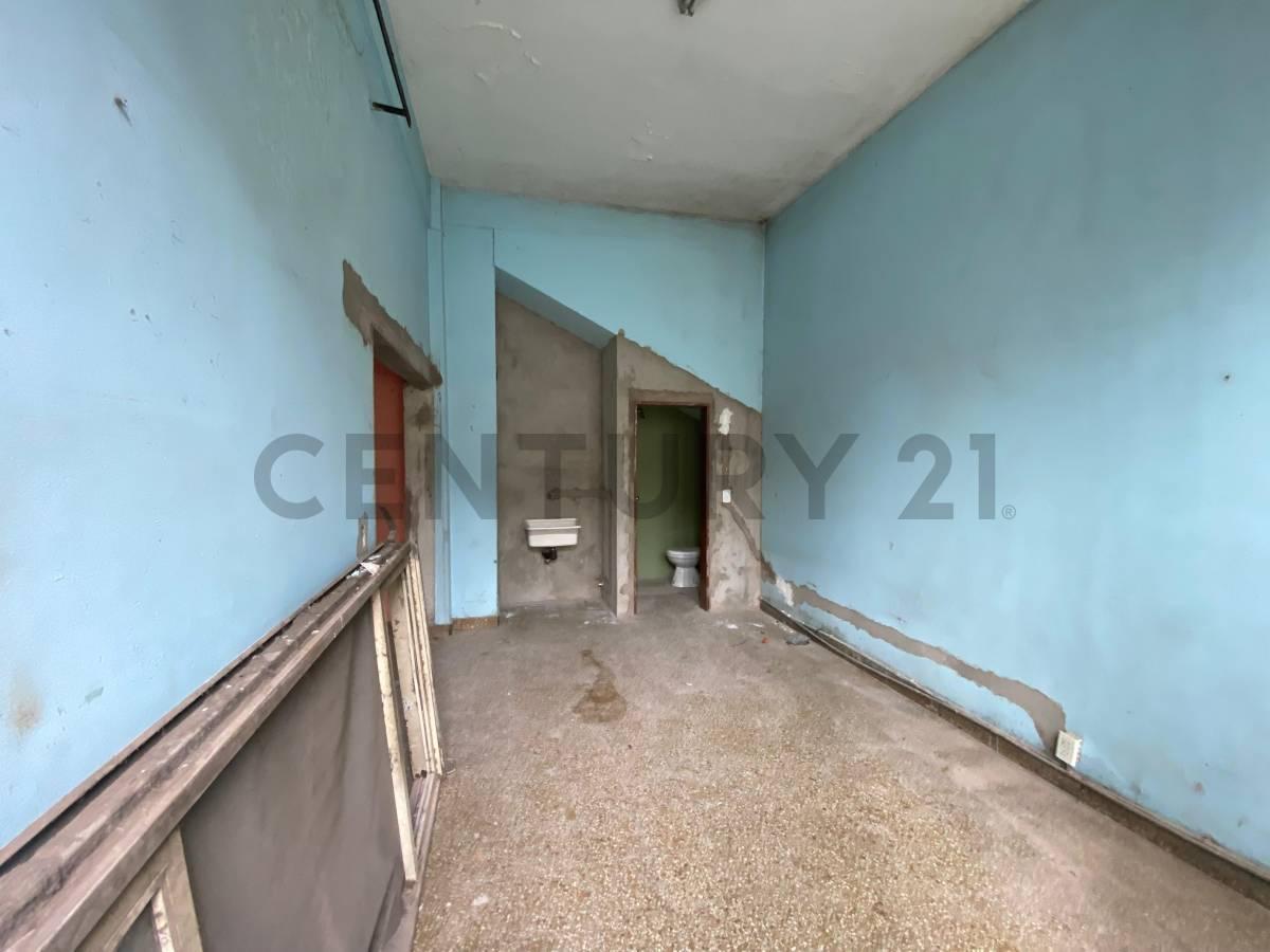 Foto de ALQUILER DEPOSITO CON COCHERA EN LANUS, imagen 4