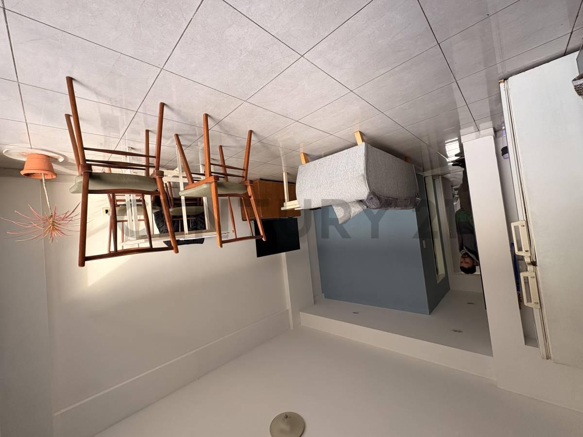 Foto de Venta departamento 2 ambientes con balcón al frente - Apto Crédito, imagen 1
