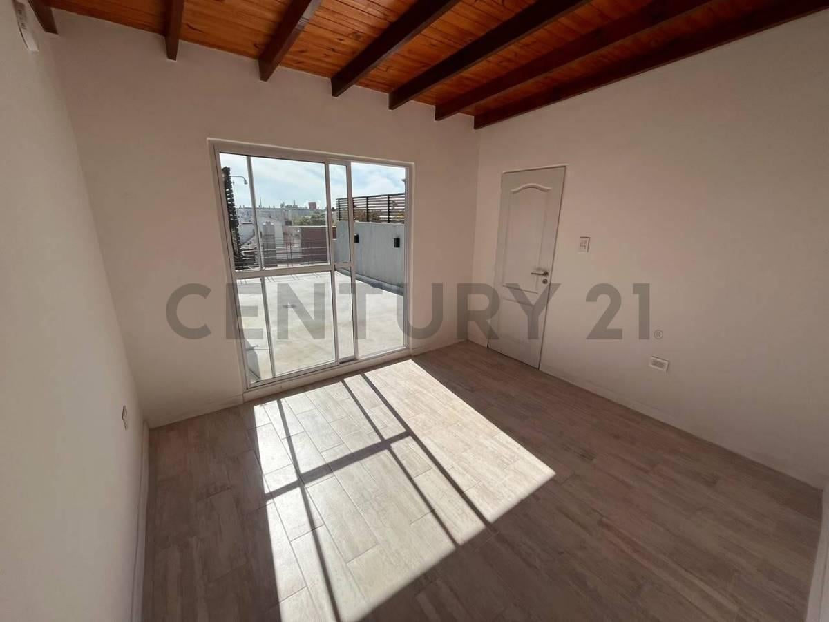 Foto de VENTA DE PH DE 3 AMBIENTES CON TERRAZA EN LANUS ESTE, imagen 5