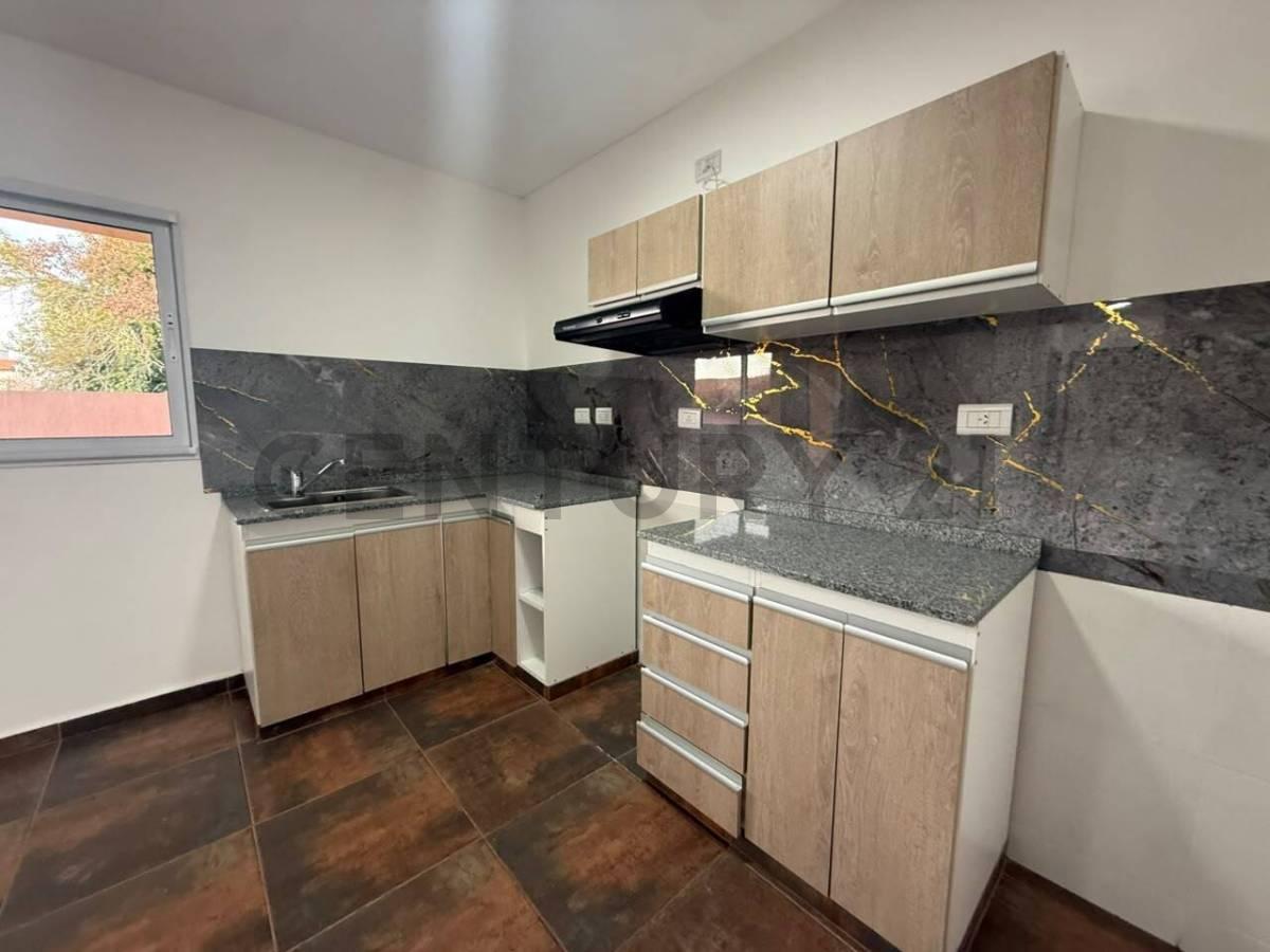 Foto de DEPARTAMENTO 2 AMBIENTES EN TEMPERLEY PLANTA BAJA, imagen 5