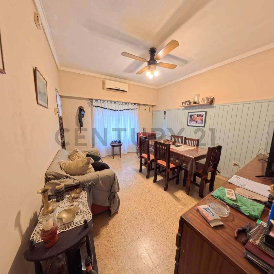 Foto de Casa en venta 3 ambientes, Lomas de Zamora., imagen 2
