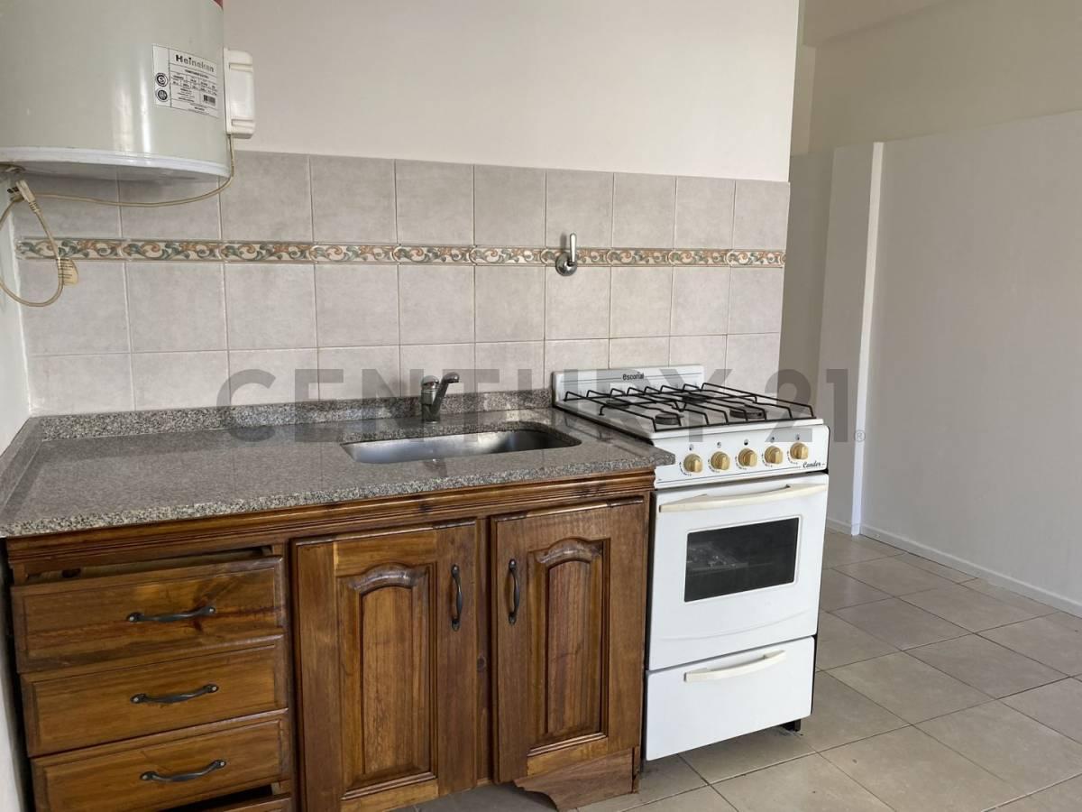Foto de Venta de Departamento 2 AMBIENTES en Remedios de Escalada, Lanús, imagen 2