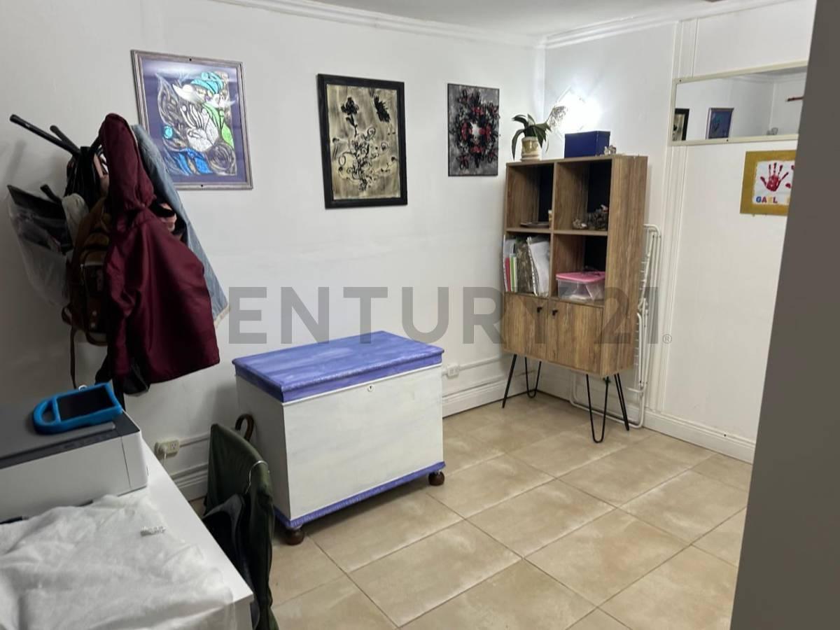 Foto de Casa 3 ambientes con amplio lote y gran potencial de ampliación, imagen 1