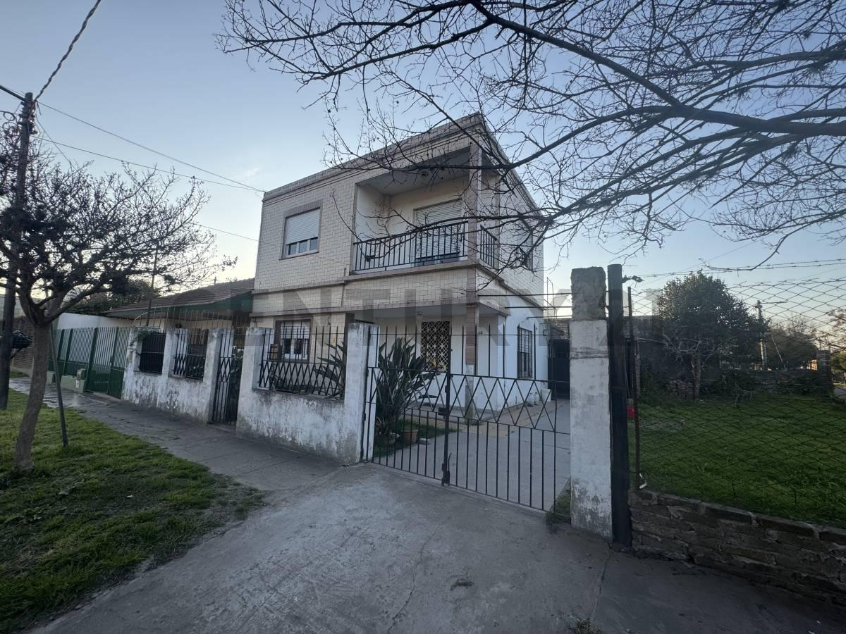 Foto de venta casa 4 ambientes, Burzaco., imagen 1