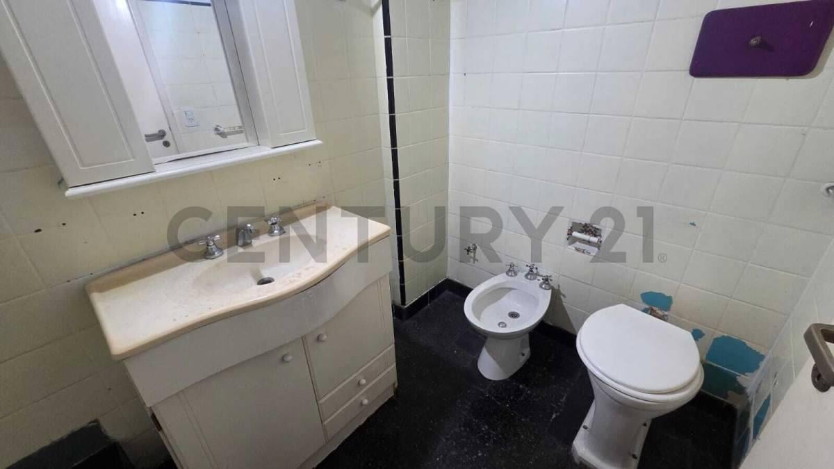 Foto de Venta Departamento 2 1/2 ambientes Balvanera CABA, imagen 2