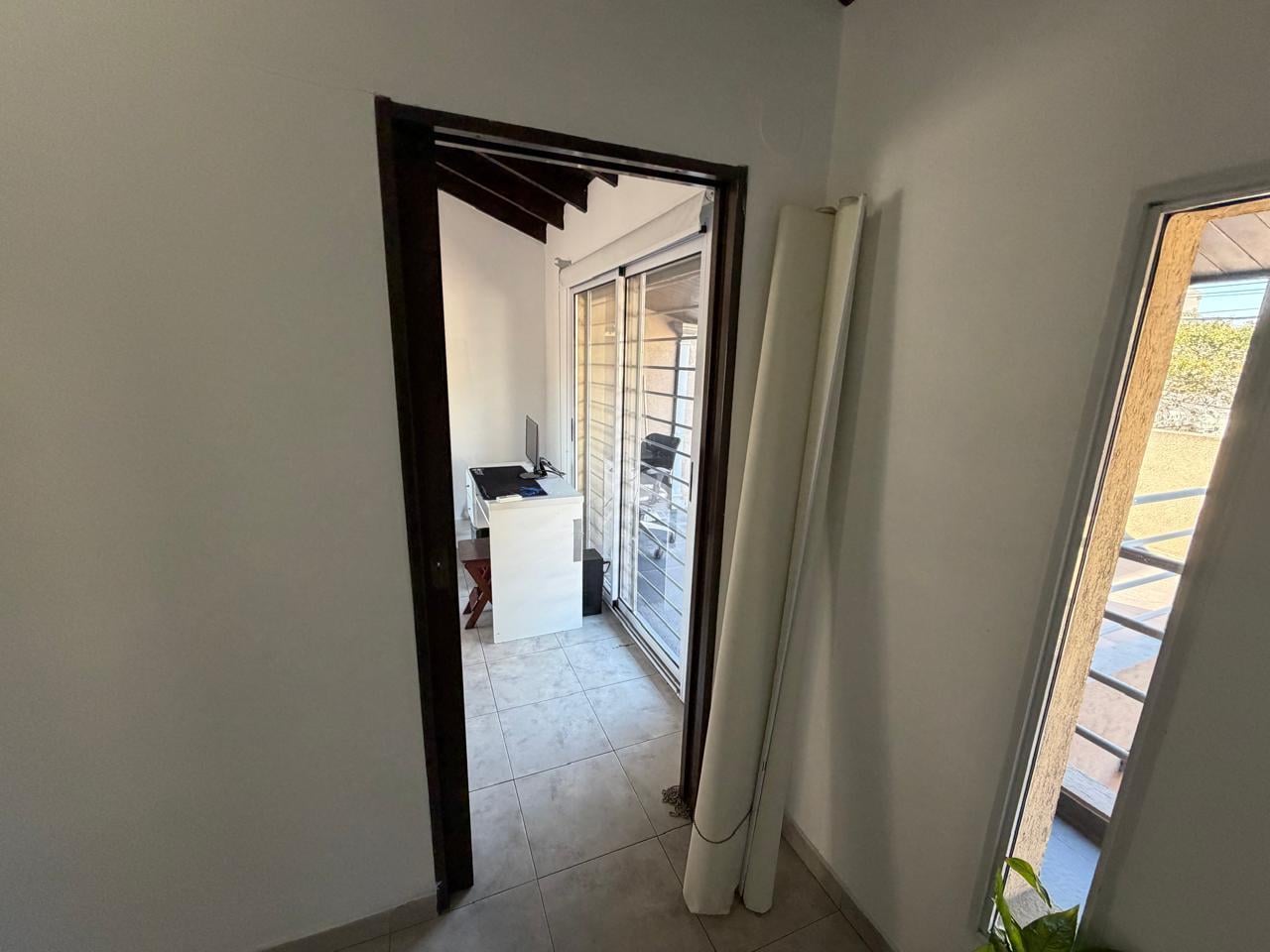 Foto de Casa 4 ambientes en venta Lanus Este, imagen 2