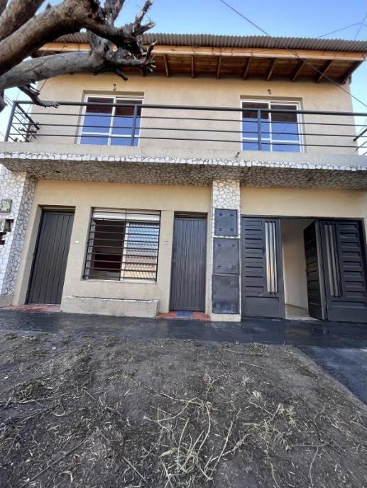Foto de Excelentes deparamentos en block en venta en Gerli, Lanus, imagen 3