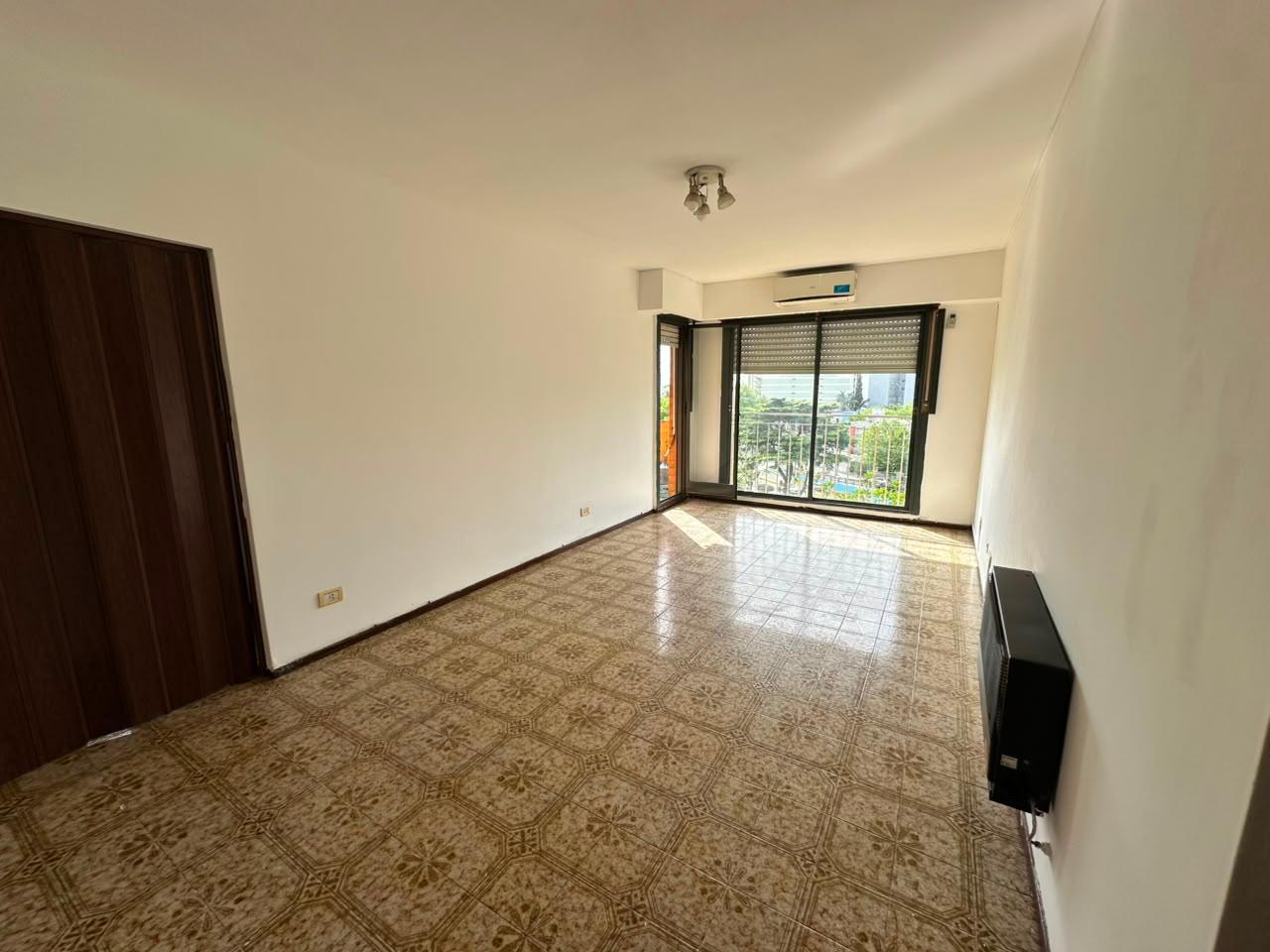 Foto de Departamento en alquiler en Lanús Oeste, imagen 1