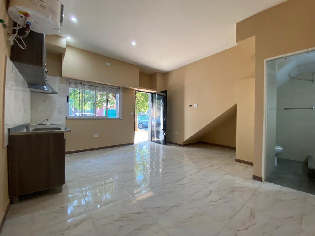 Foto de Departamento Monoambiente en alquiler en Remedios de Escalada Lanus, imagen 5
