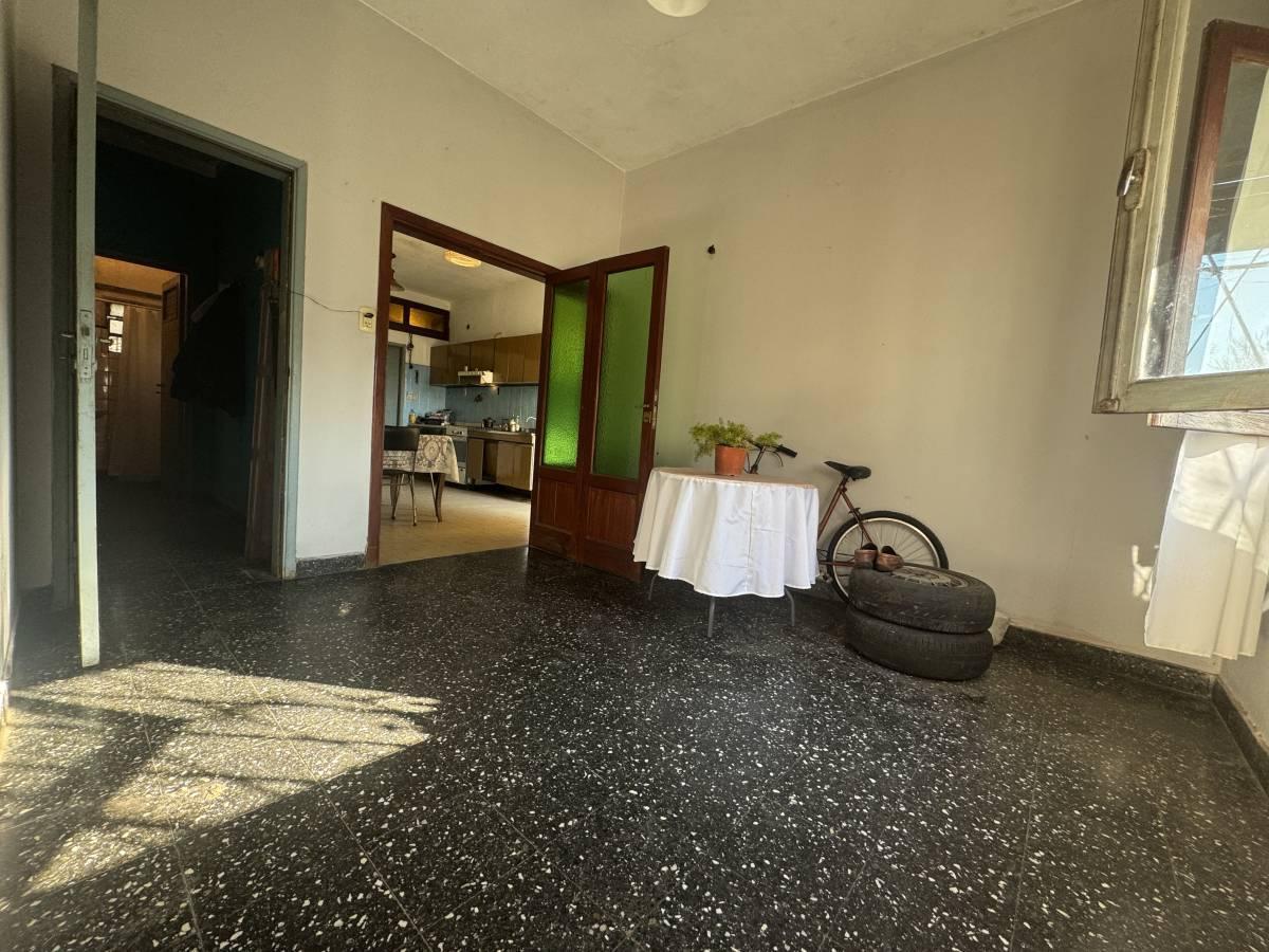 Foto de Casa en venta 3 ambientes, Claypole, imagen 2