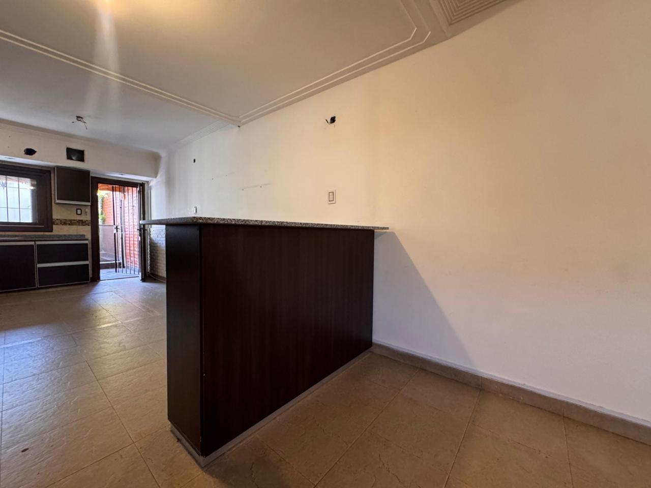 Foto de Casa Duplex en venta en Lanús Oeste, imagen 3