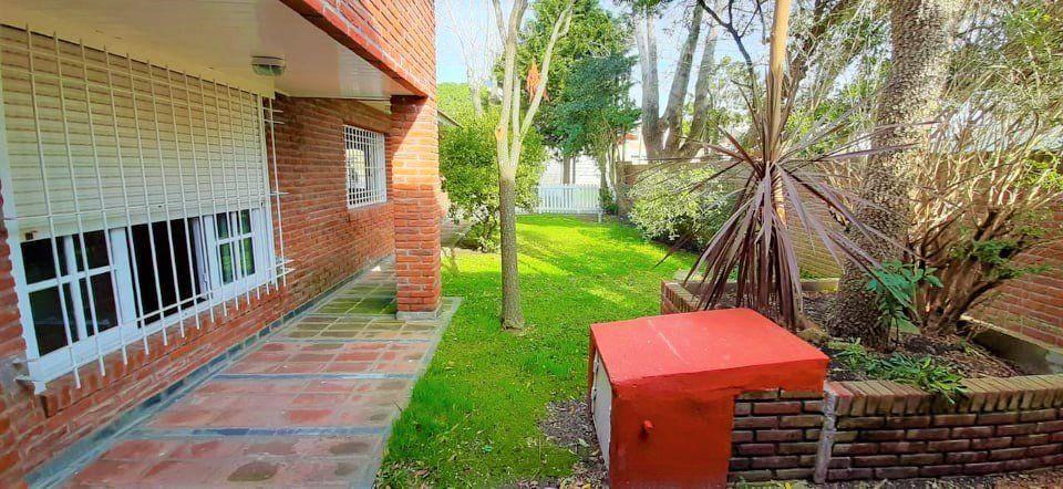 En Venta Chalet 5 Ambientes con Piscina Santa Clara del Mar 5
