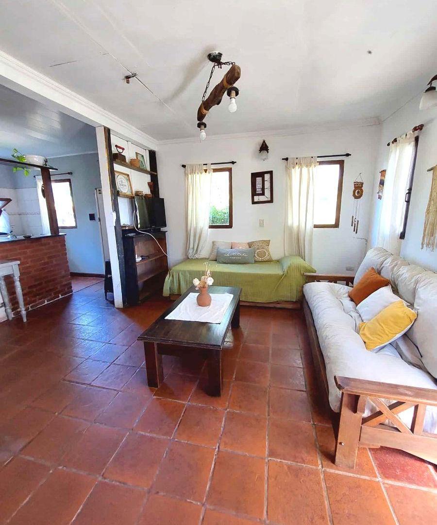 Foto de VENTA. 3 propiedades en un mismo lote, Barrio Atlántida, imagen 2