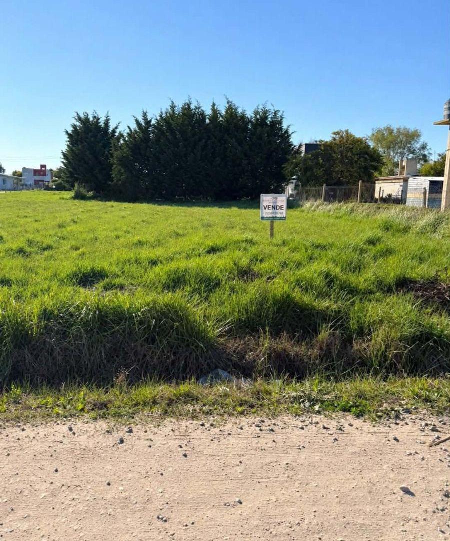 Foto de EN VENTA LOTE DE 405 m² B. CAMET NORTE E/ PIRAN E IRIARTE, CAMET NORTE, imagen 4