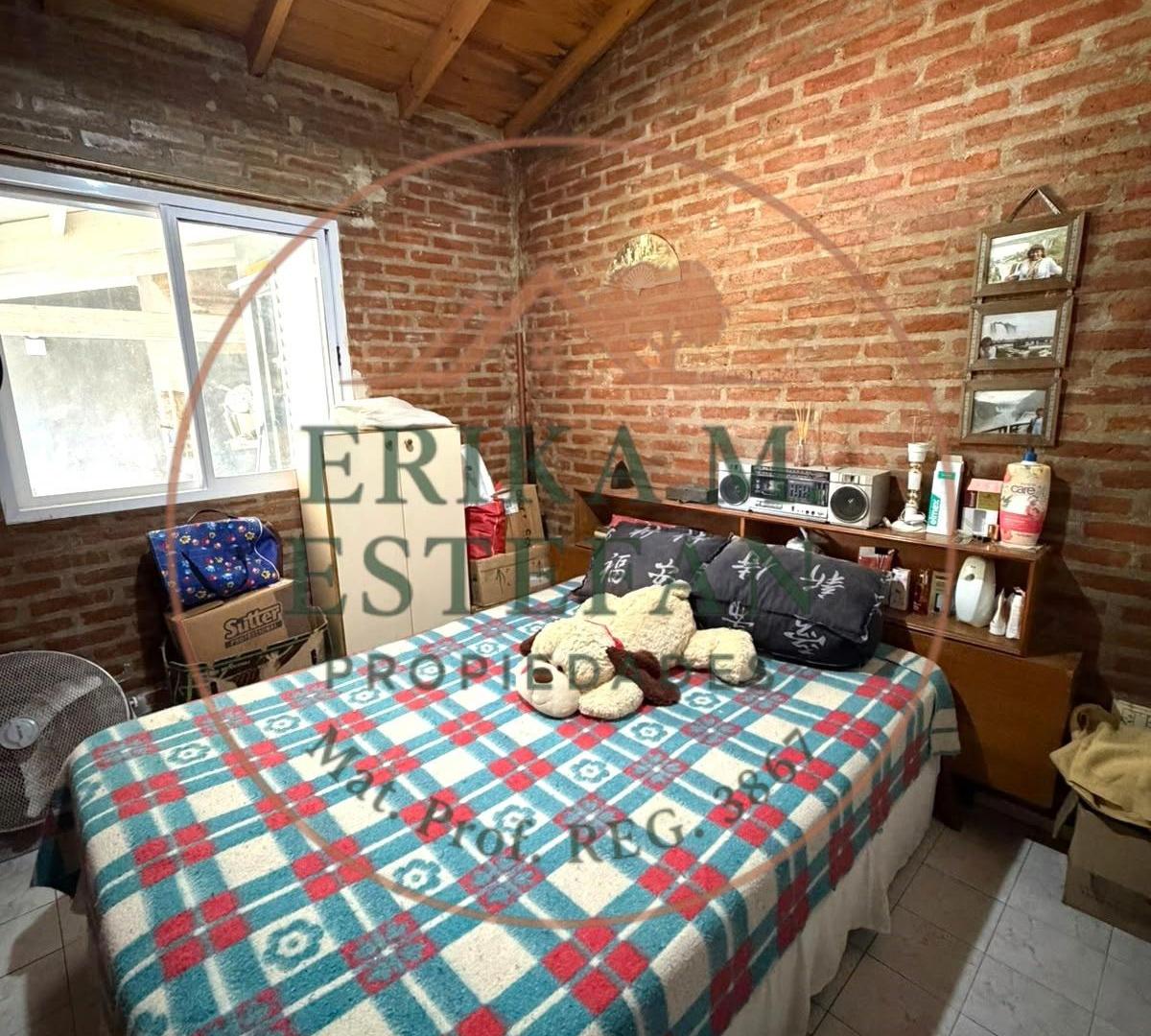 Foto de VENTA PROPIEDAD 4 AMBIENTES + 2 DEPARTAMENTOS, SANTA CLARA DEL MAR, imagen 4