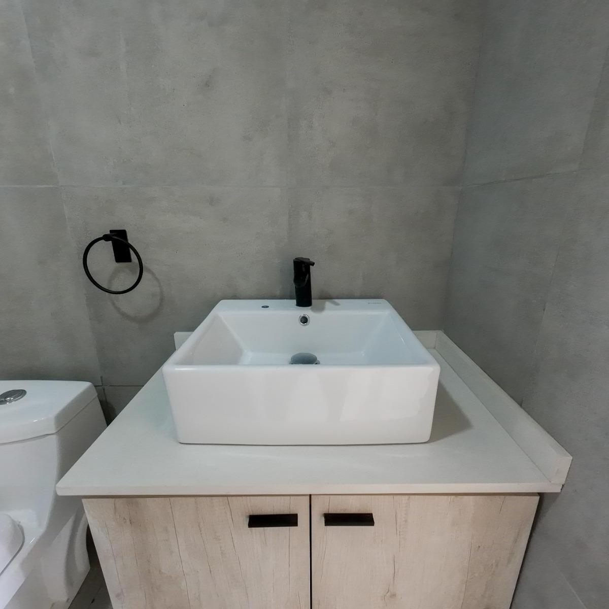 Venta Casa en Barrio Privado Finca Costa Serena 4