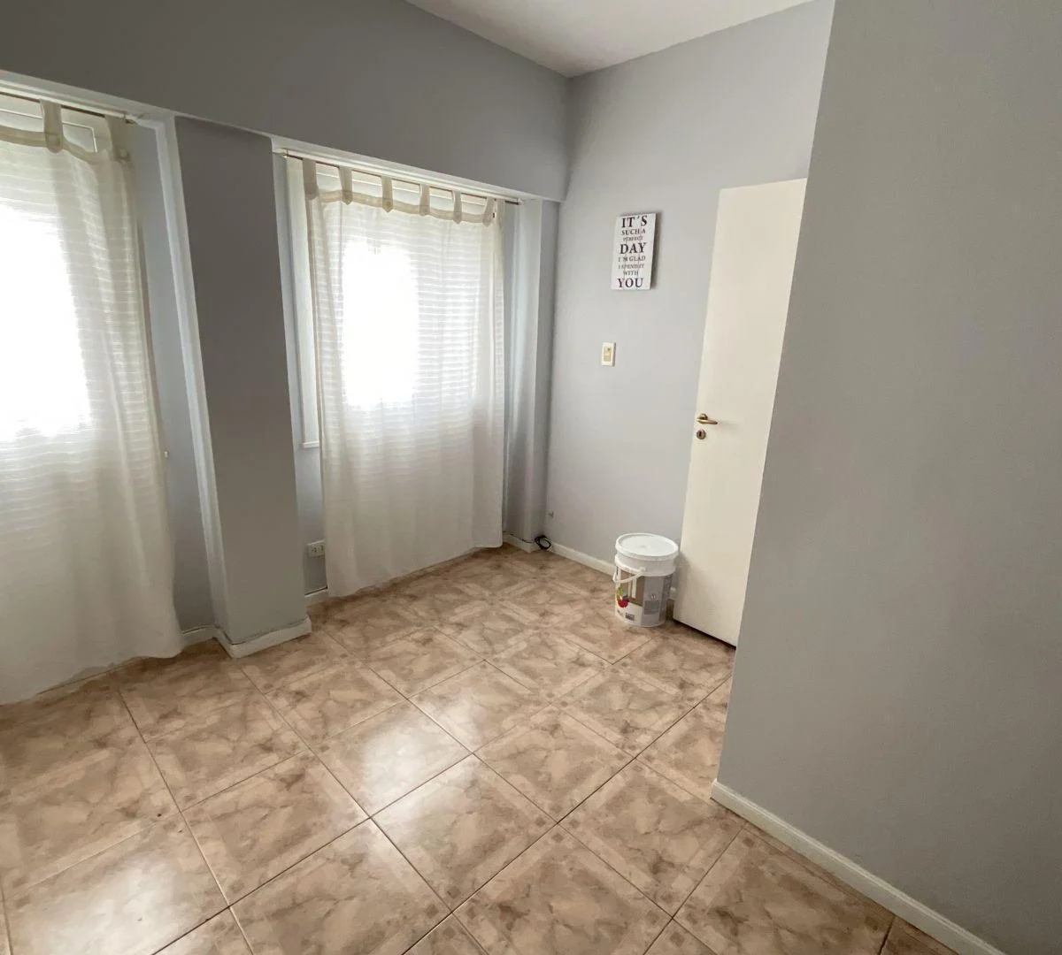 Departamento 5 Ambientes. | Balcarce Al 1300 2