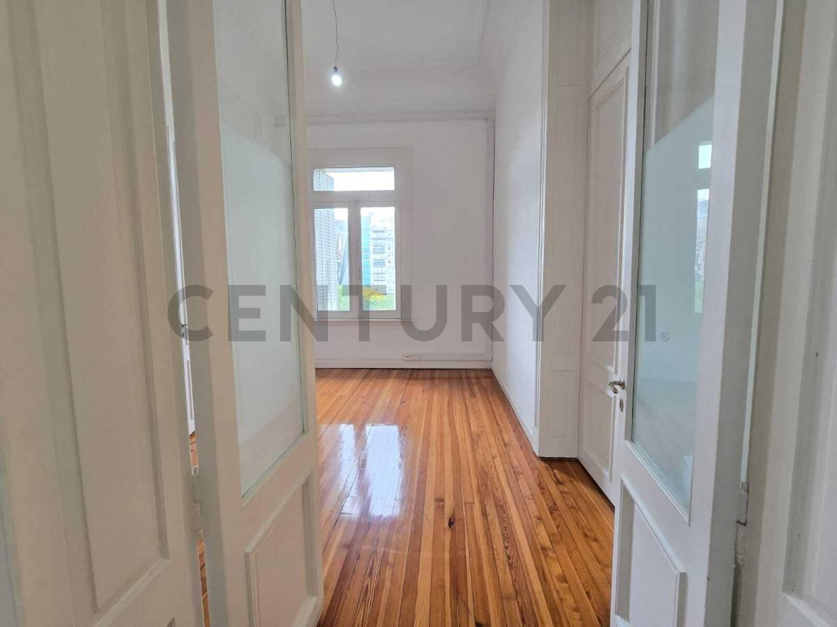 Venta Oficina 9 Ambientes - Barrio Norte, Acceso a Metrobus, Subte y Ferrocarril 2