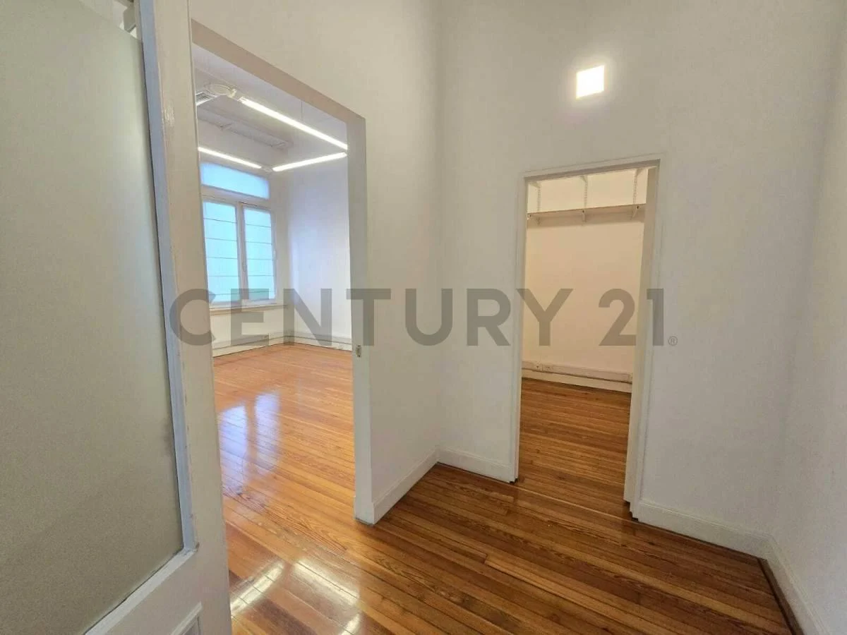 Venta Oficina 9 Ambientes - Barrio Norte, Acceso a Metrobus, Subte y Ferrocarril 1
