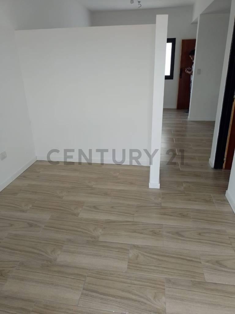 Foto de IMPERDIBLE 2 AMBIENTES HECHO A NUEVO - DARDO ROCHA 447 - LUMINOSO CON, imagen 5