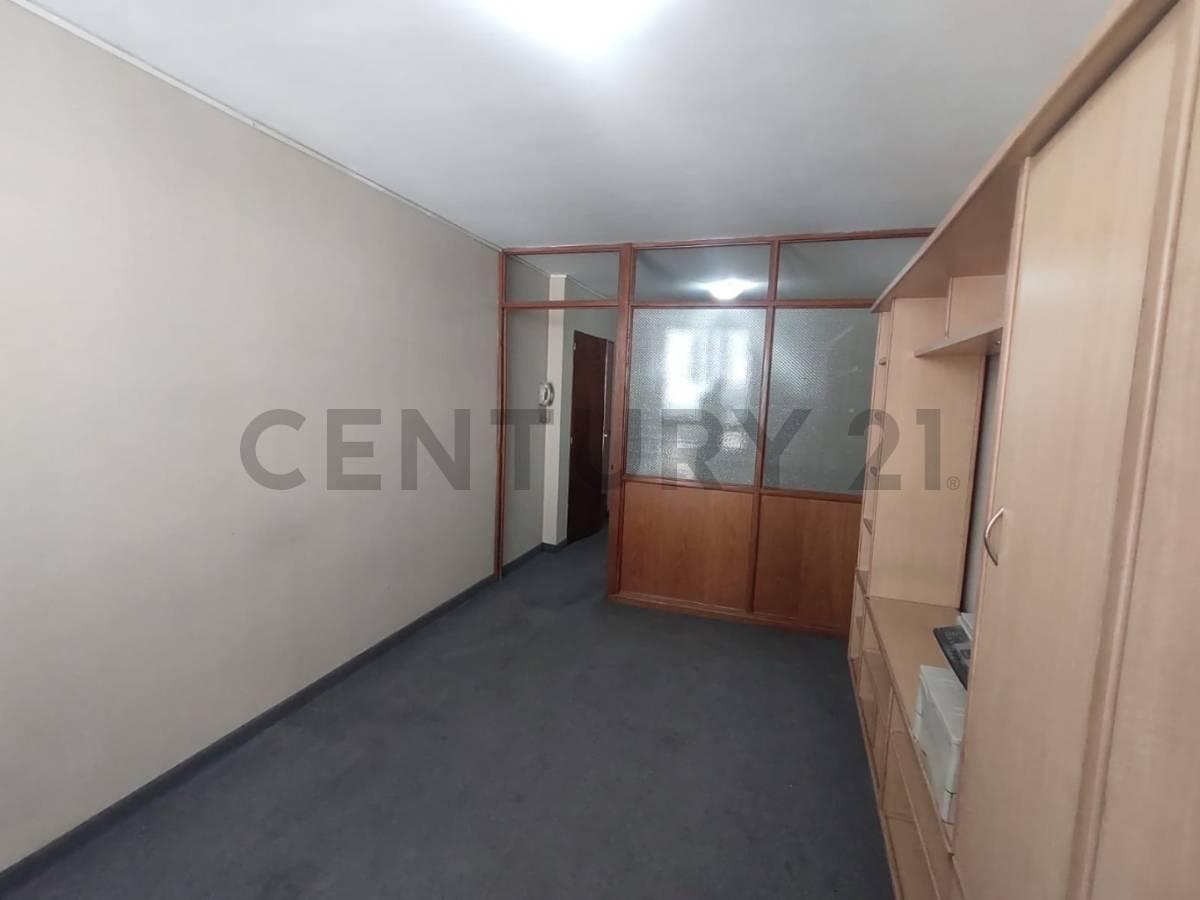 VENTA OFICINA ZONA TRIBUNALES - APTO VIVIENDA