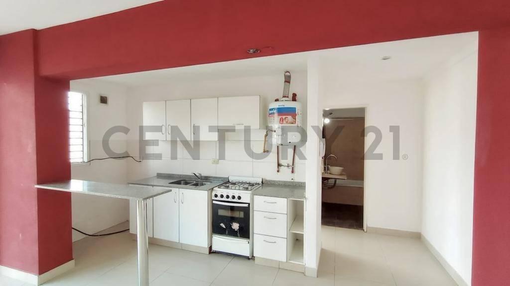 Foto de VENTA DEPARTAMENTO 2 AMBIENTES LANÚS - CON COCHERA - ACEPTA, imagen 4