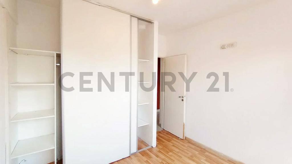 Foto de VENTA DEPARTAMENTO 2 AMBIENTES LANÚS - CON COCHERA - ACEPTA, imagen 5