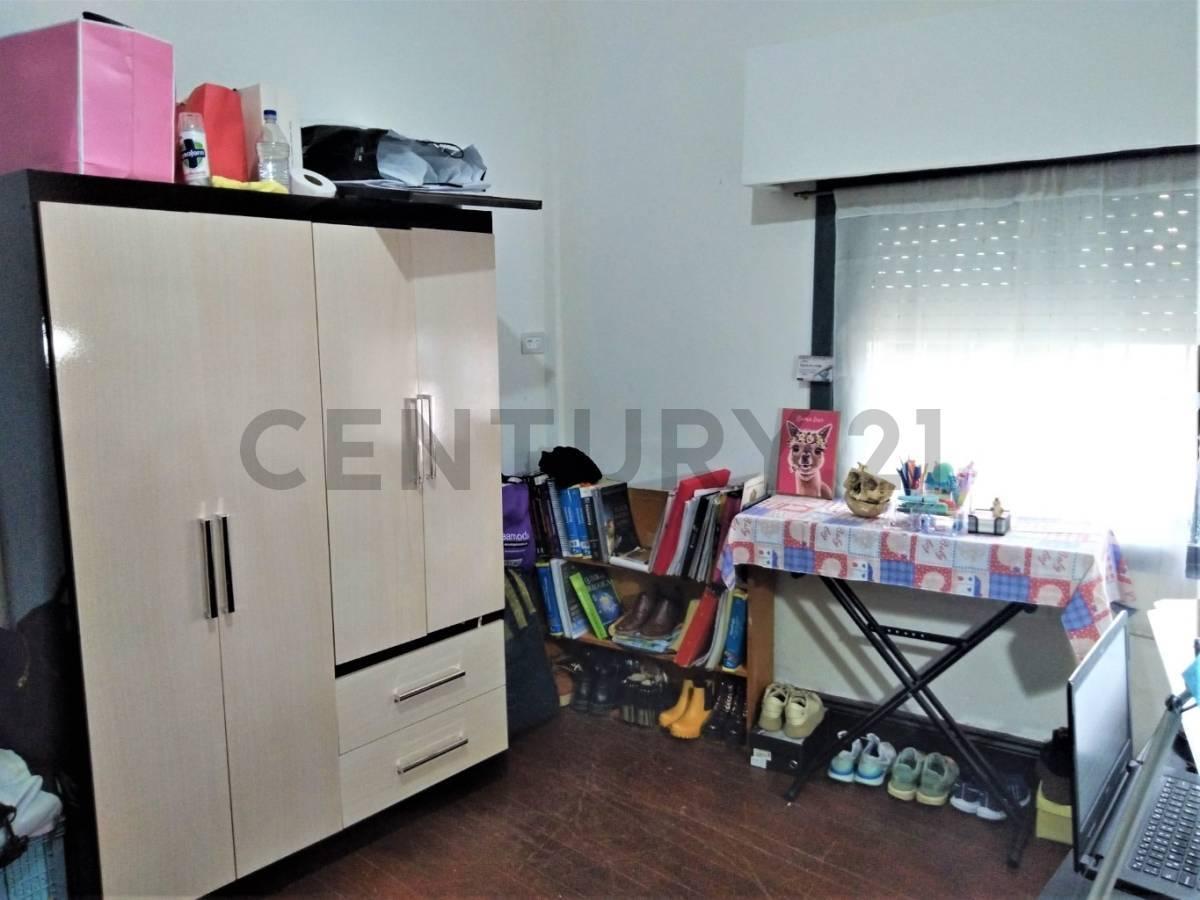 Venta Casa en Lote Propio en Flores Cochera Terraza 2