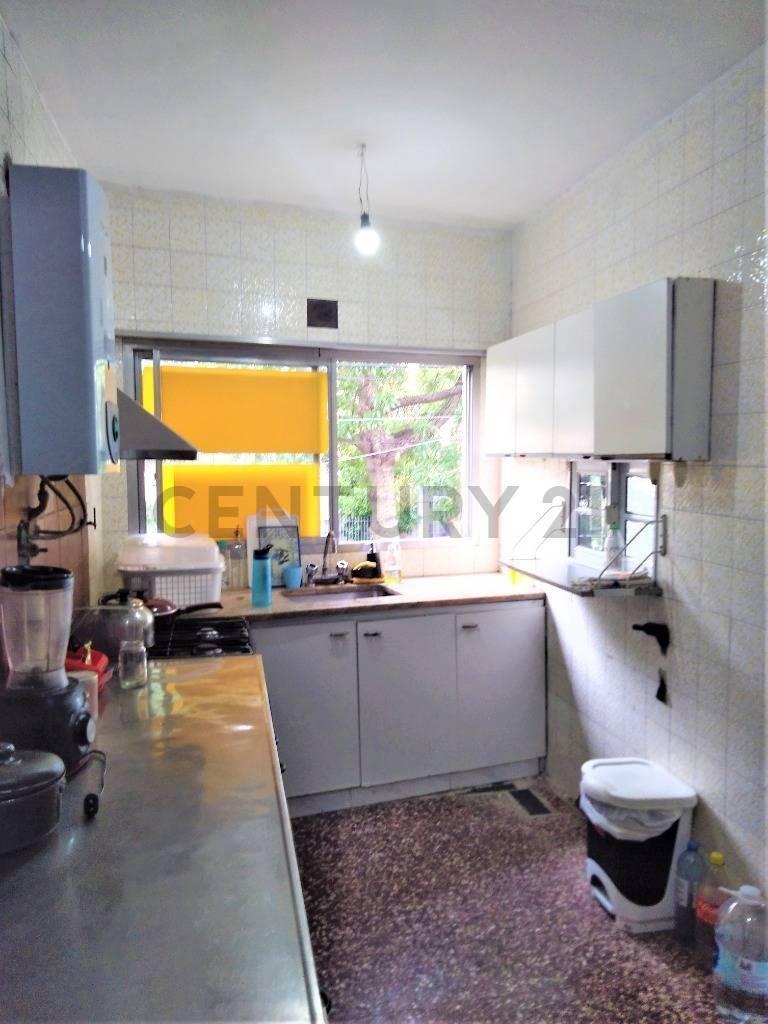 Venta Casa en Lote Propio en Flores Cochera Terraza 5