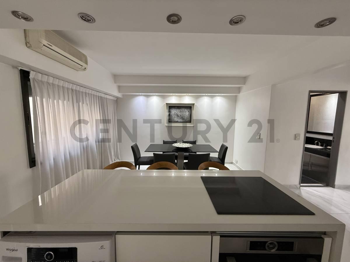 Venta Departamento Tipo Dúplex con Balcón Terraza y Cochera 2