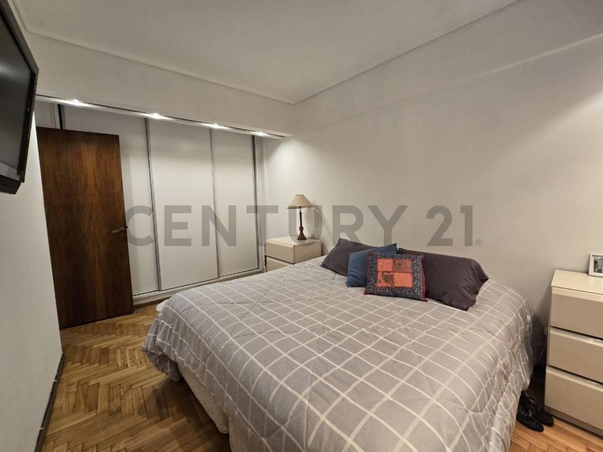 Venta Dpto de 4 Amb C/dependencia y Balcón en Floresta - Luminoso 2