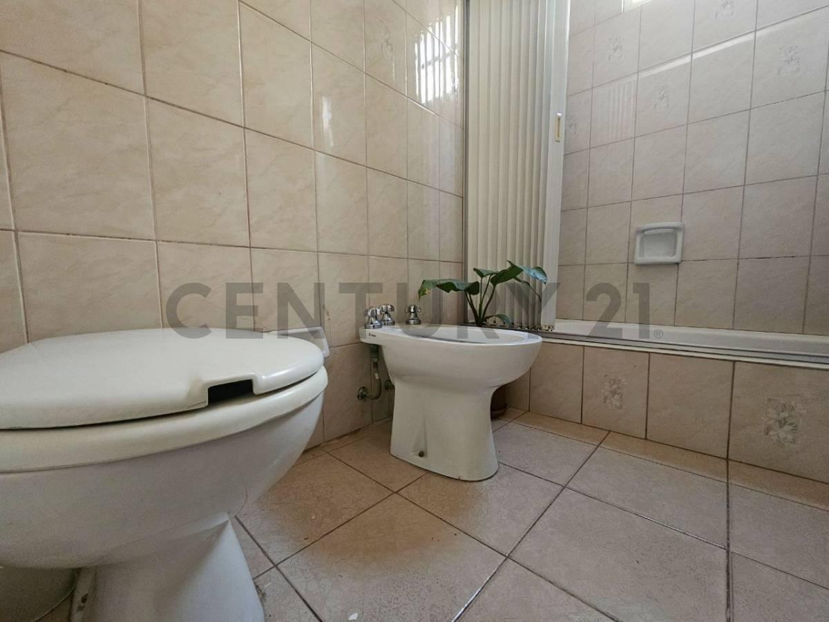 Venta 2 PH en Venta con 4 Habitaciones, Jardín, Terraza en Villa Pueyrredon 5